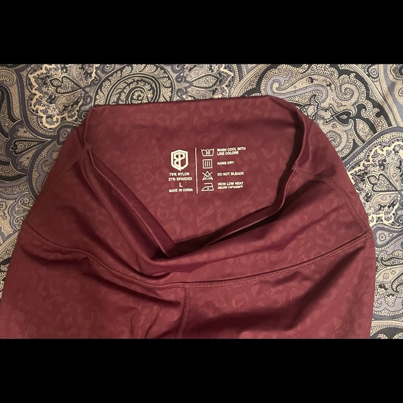 Born Primitive Fierce leggings. Black cherry leopard print. Size Large. $65. - Picture 3 of 6